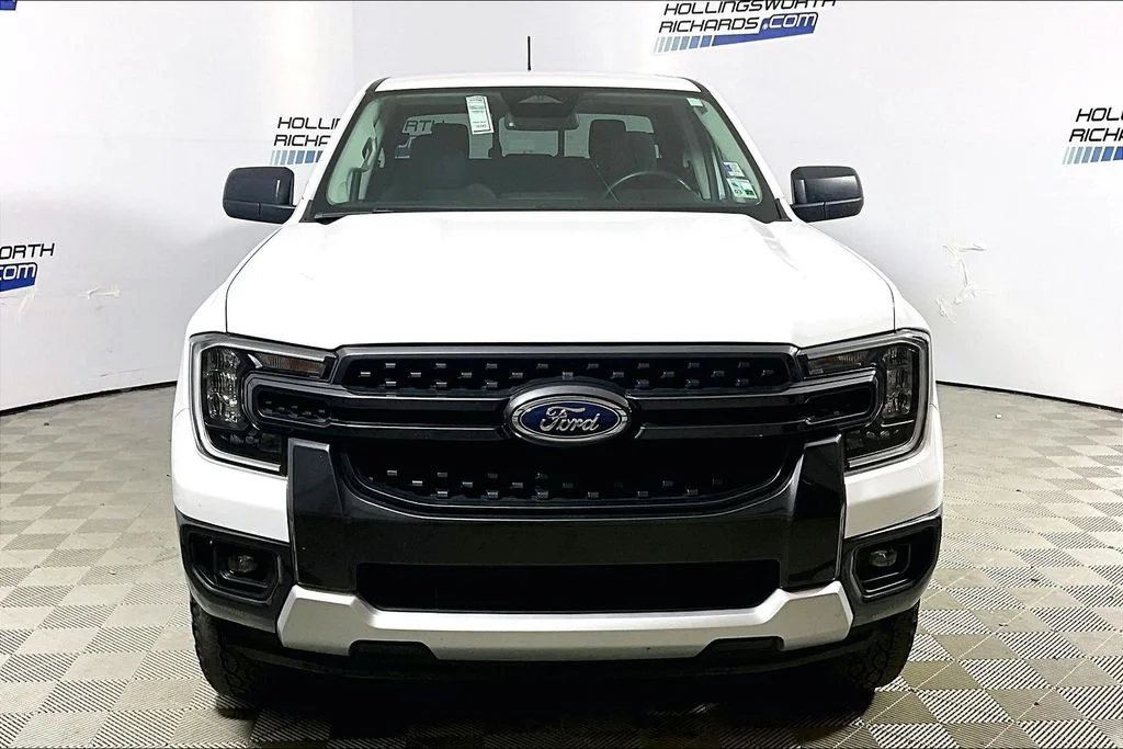 Certified Used 2024 Oxford White Ford XLT image 2