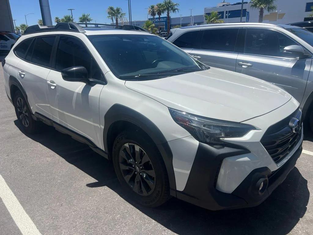 Used 2023 White Subaru Onyx Edition XT image 30