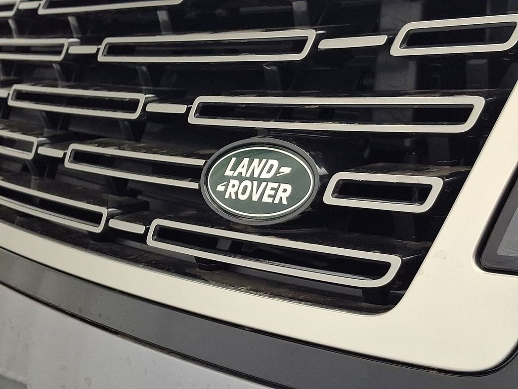 New 2026 Eiger Grey Land Rover SE image 22