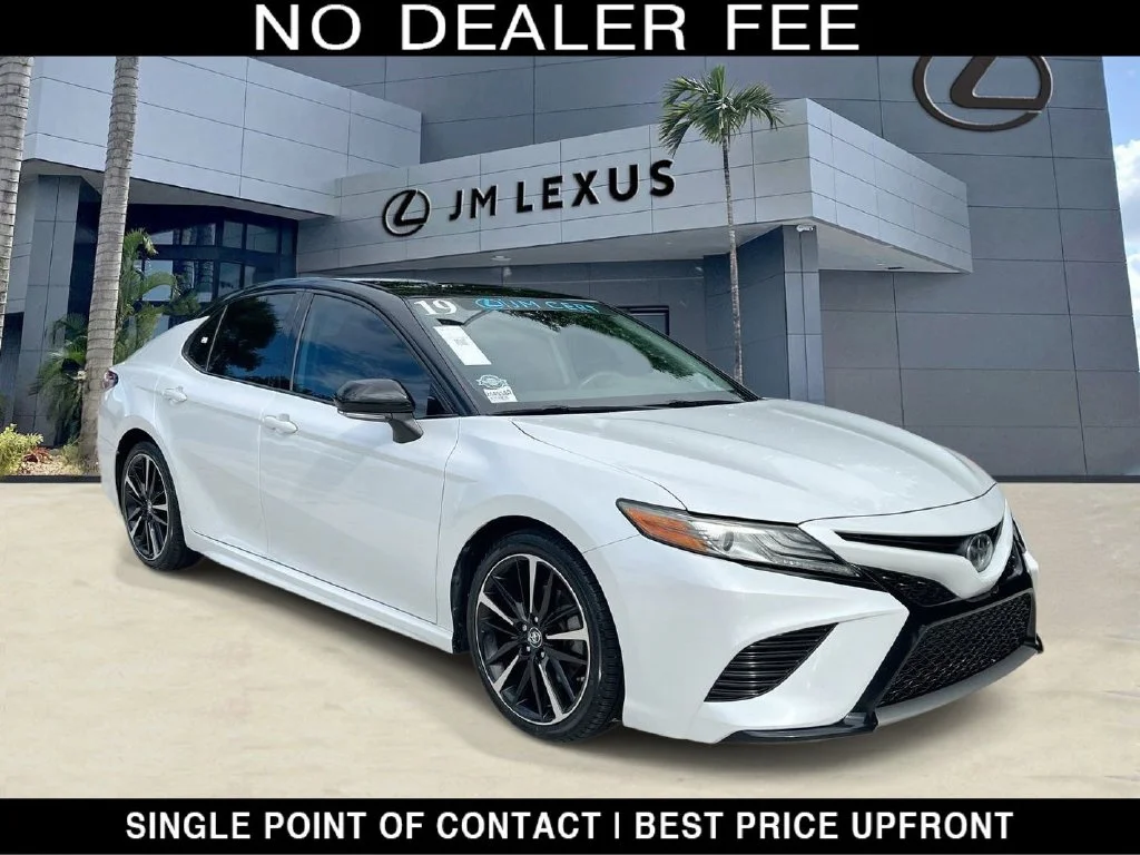2019 Toyota Camry XSE
