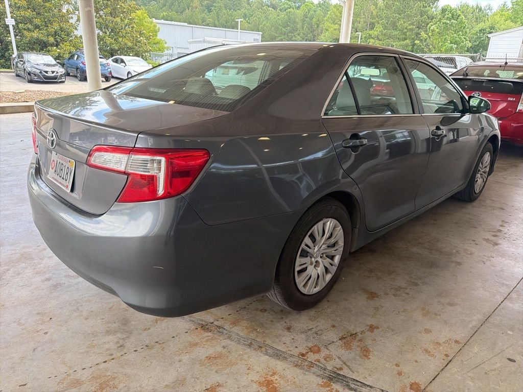 Used 2014 Gray Toyota L image 3