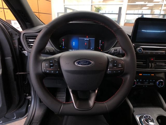 Certified Used 2025 Gray Metallic Ford ST-Line image 11