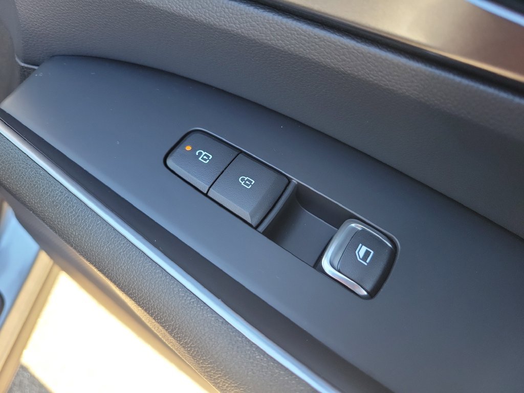 New 2026 Steel Gray Kia EX image 11
