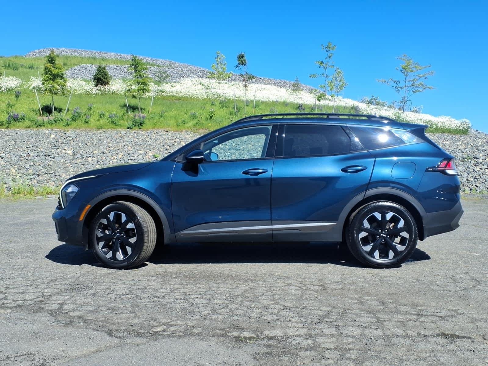 Used 2023 Vesta Blue Kia X-Line image 8