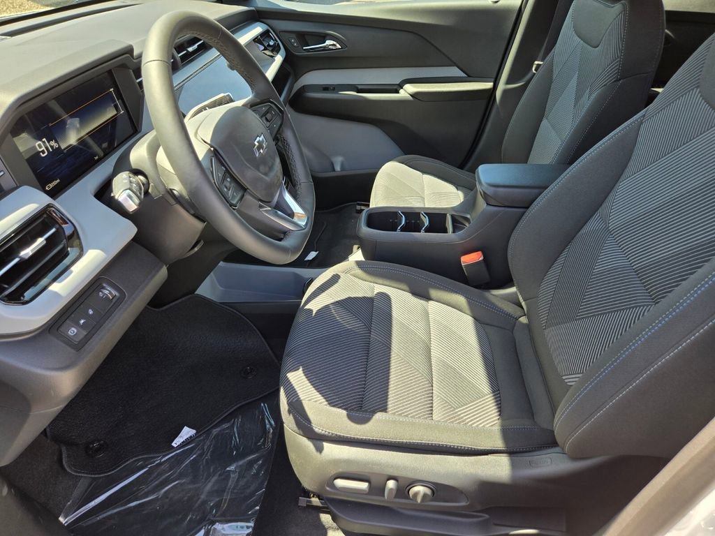 2027 Chevrolet Bolt LT - Photo 6