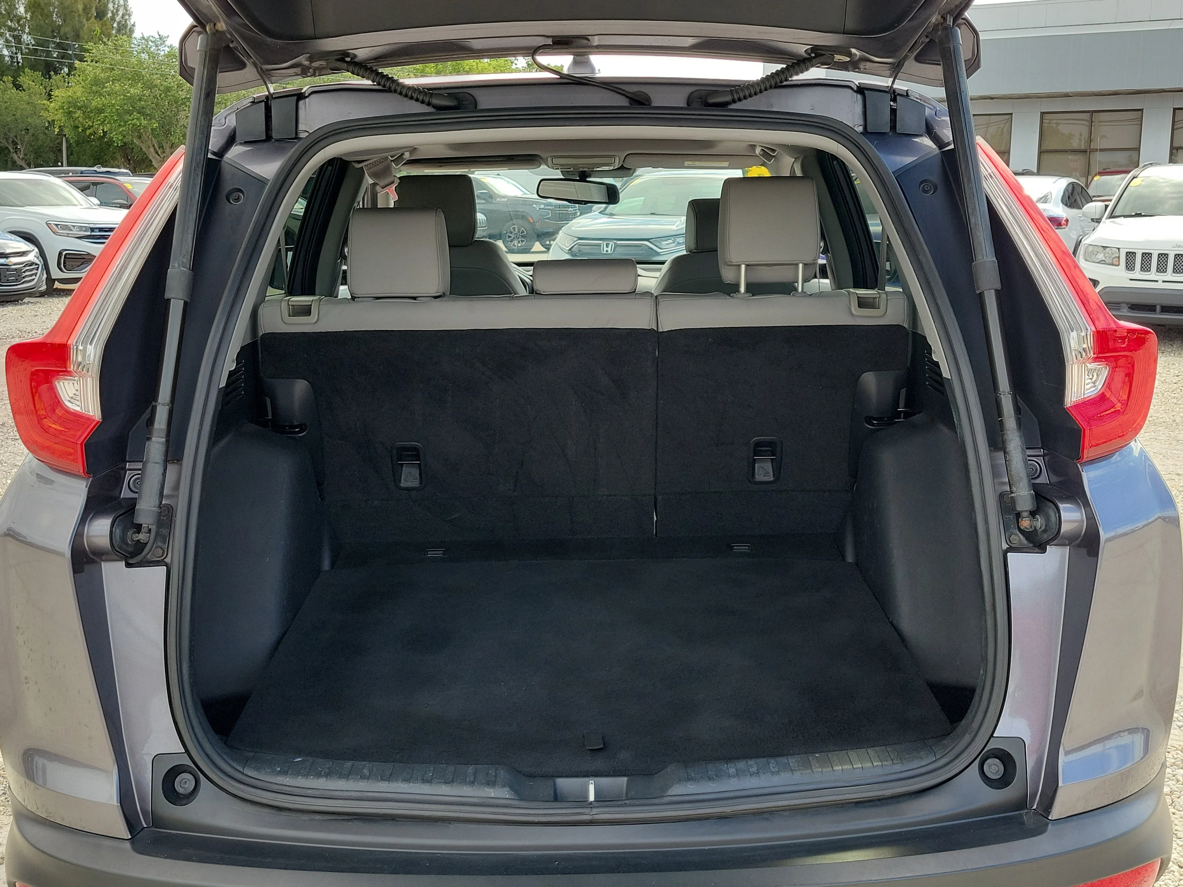 Used 2018 Gunmetal Metallic Honda EX-L image 12