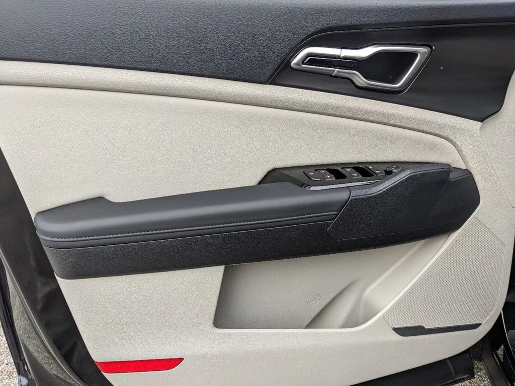 New 2025 Ebony Black Kia EX image 22