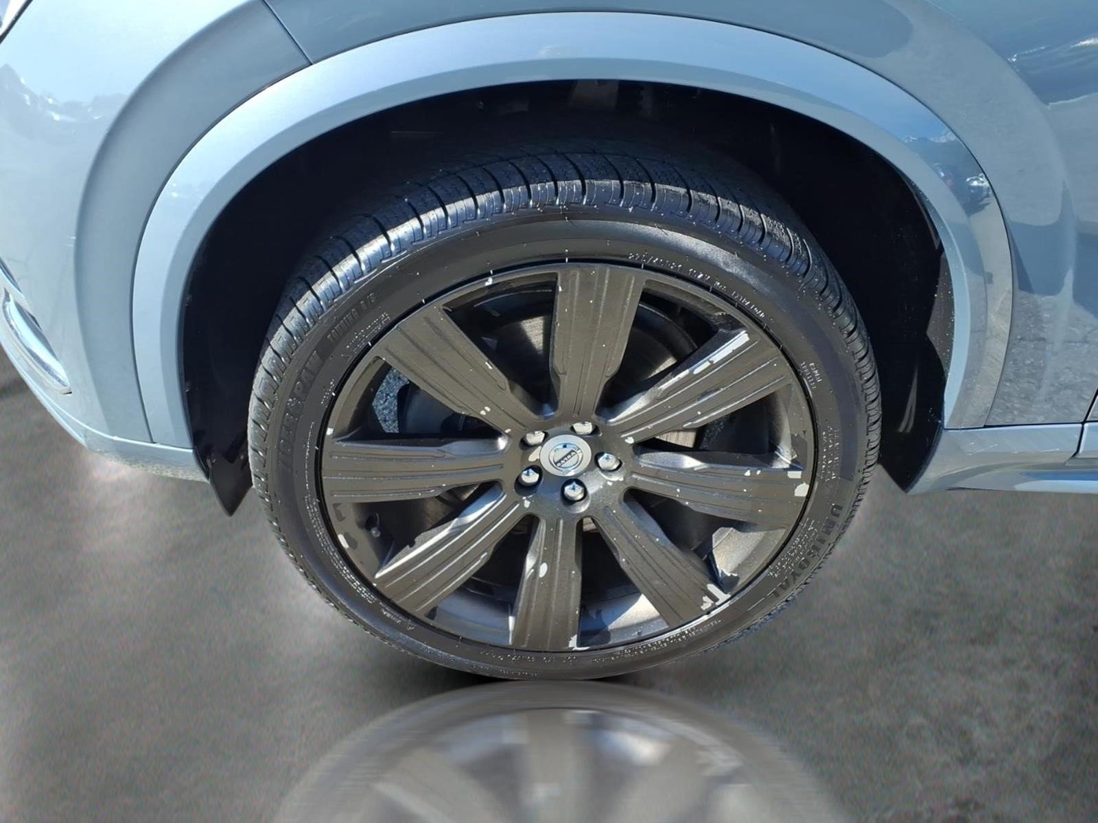 Used 2020 Blue Volvo T6 Inscription image 10