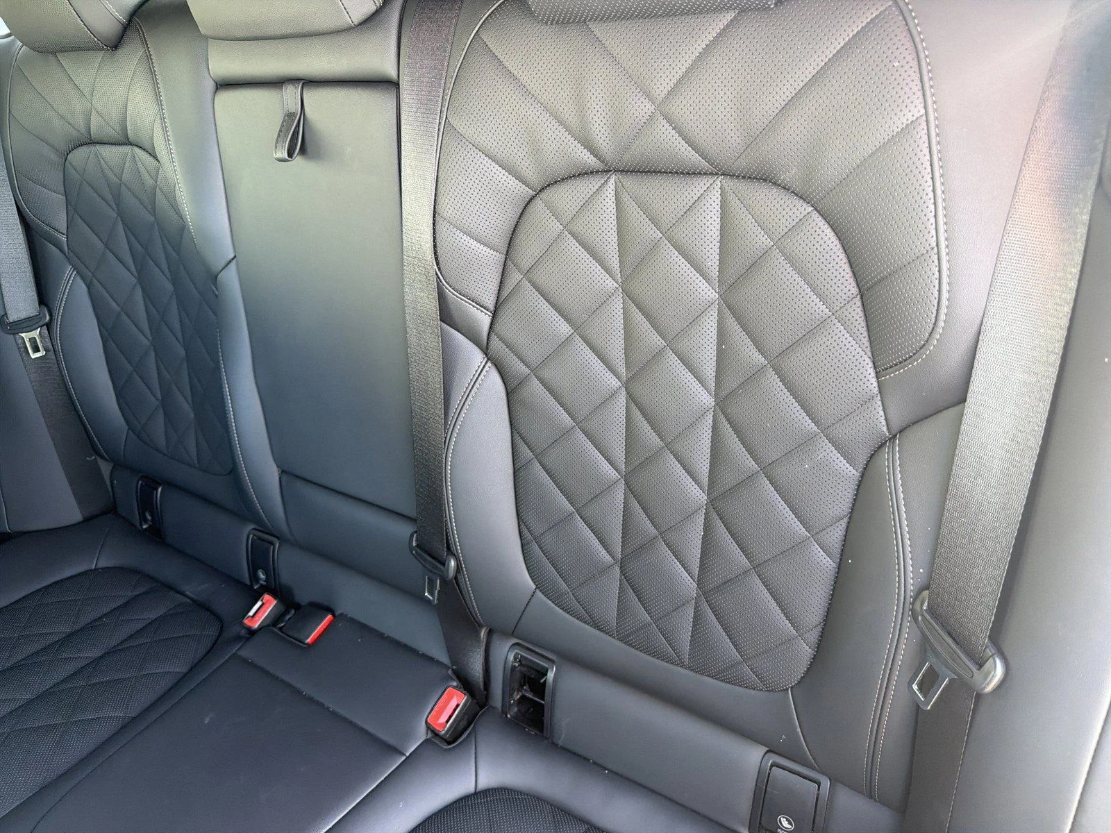 Used 2025 Skyscraper Grey Metallic BMW xDrive40i image 24