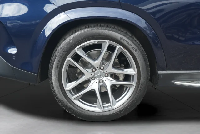 Used 2021 Blue Mercedes-Benz GLE 53 AMG® image 47