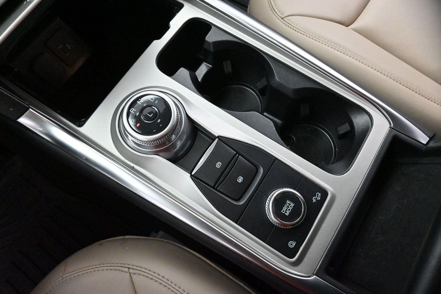 Used 2023 Oxford White Ford XLT image 26