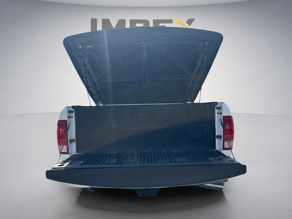 Used 2014 Grey Ram Big Horn image 26