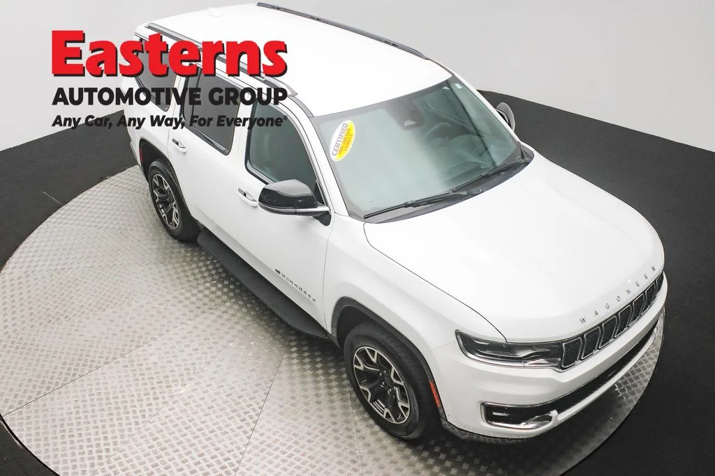Used 2023 White Jeep Series III image 3