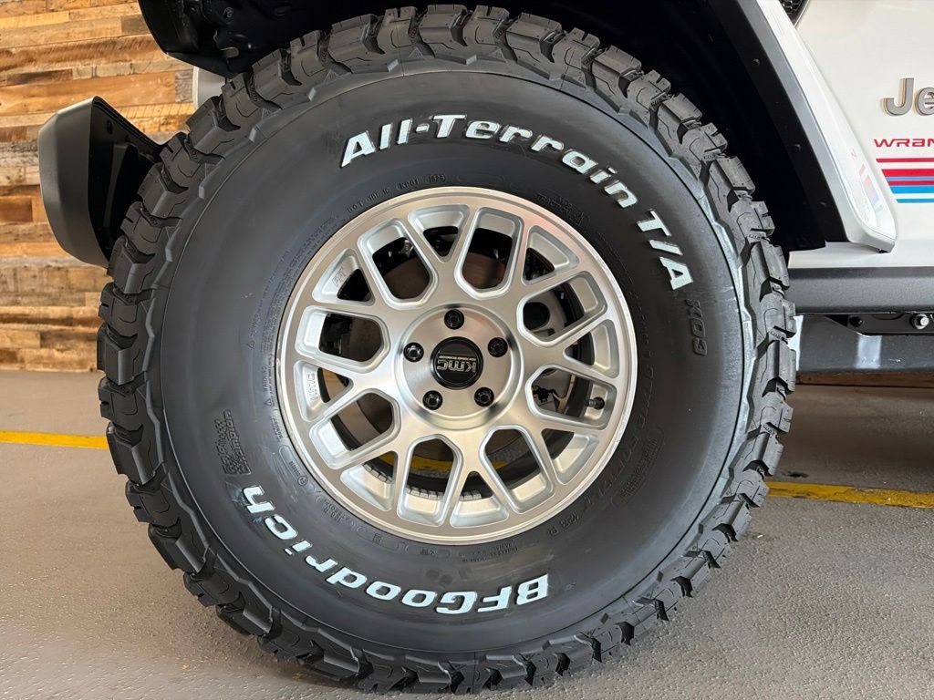 New 2026 Bright White Clearcoat Jeep Rewind Special Edition image 6