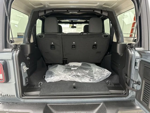 New 2026 Anvil Clear-Coat Exterior Paint Jeep Sport image 20