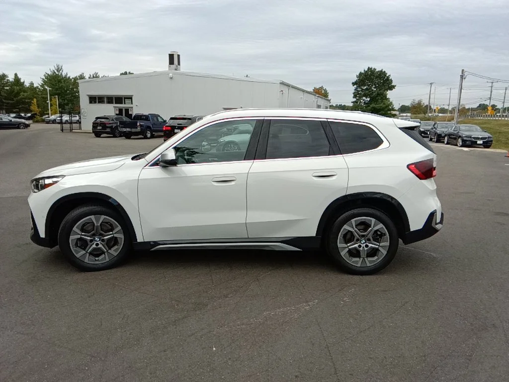 Certified Used 2023 White BMW xDrive28i image 7