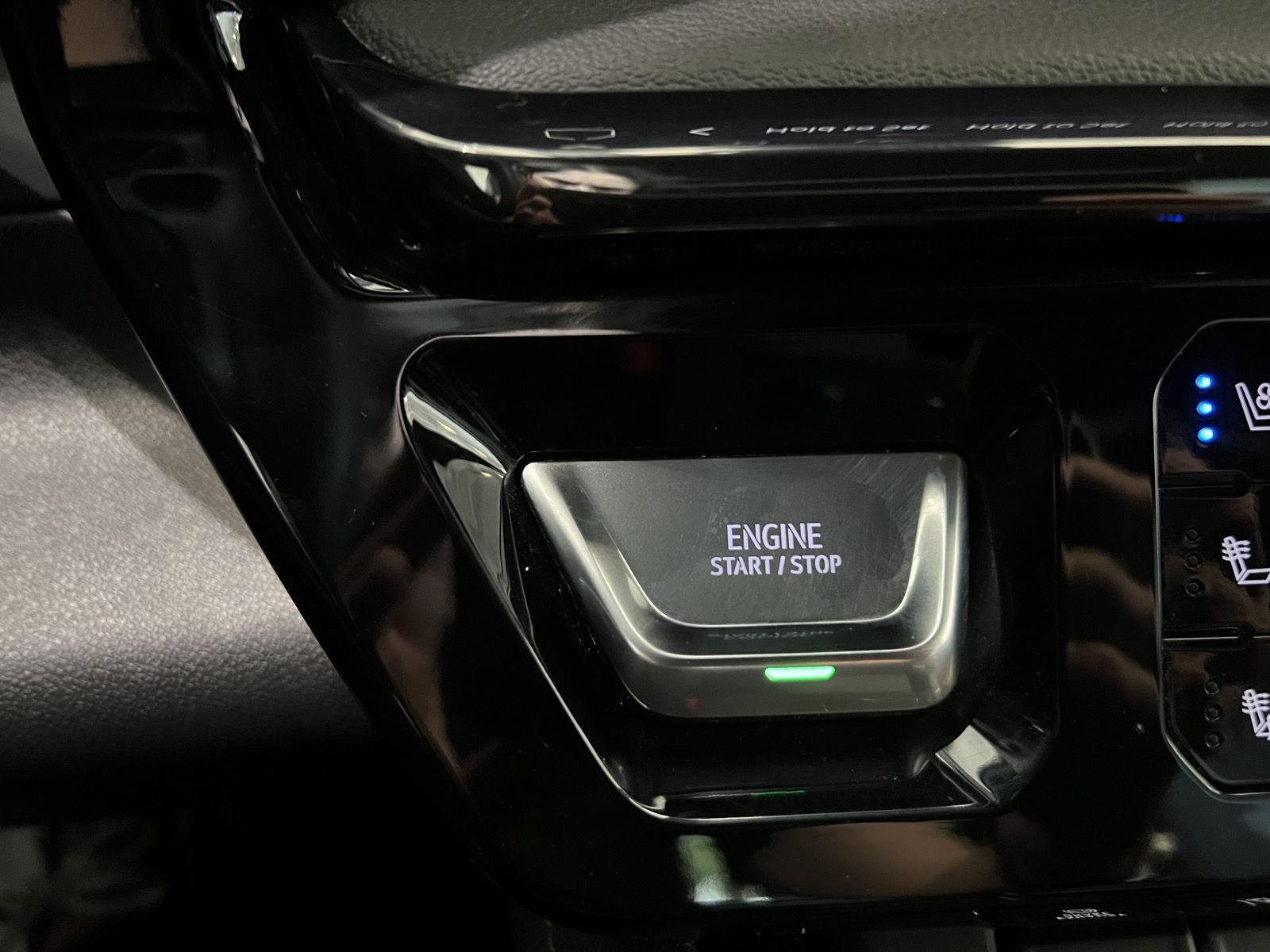 Used 2024 Titanium Rush Metallic GMC AT4 image 24
