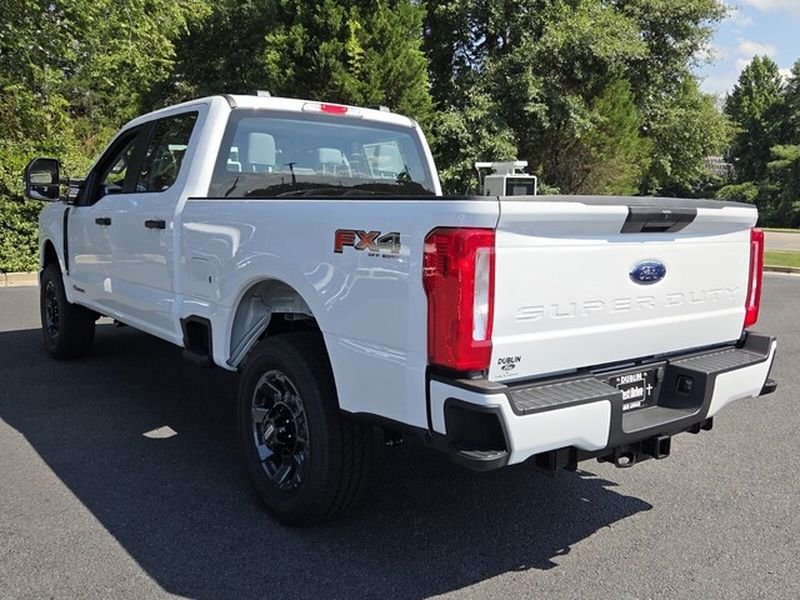 New 2026 Oxford White Ford F-250® XL image 12