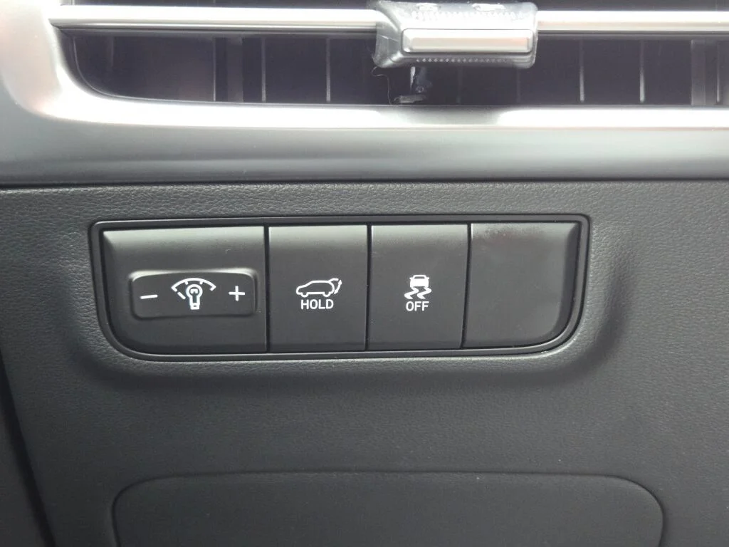 Used 2026 Black Hyundai SEL image 20