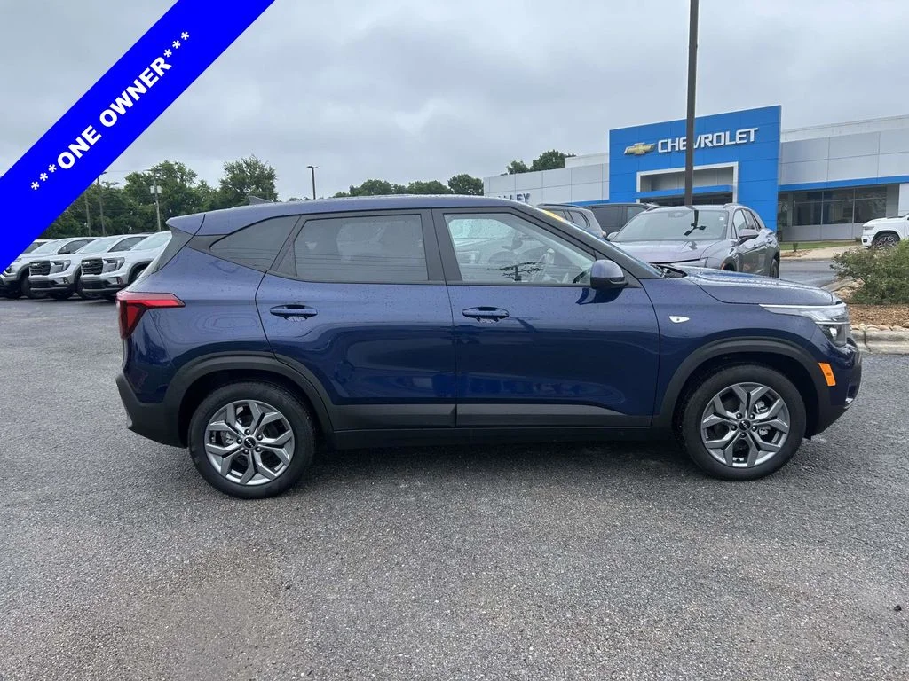 Used 2026 Blue Kia LX image 2