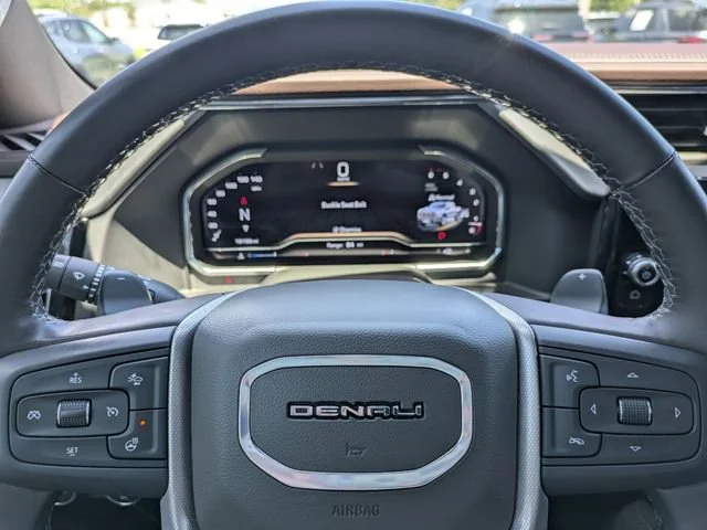 Used 2024 White Frost Tricoat GMC Denali image 32