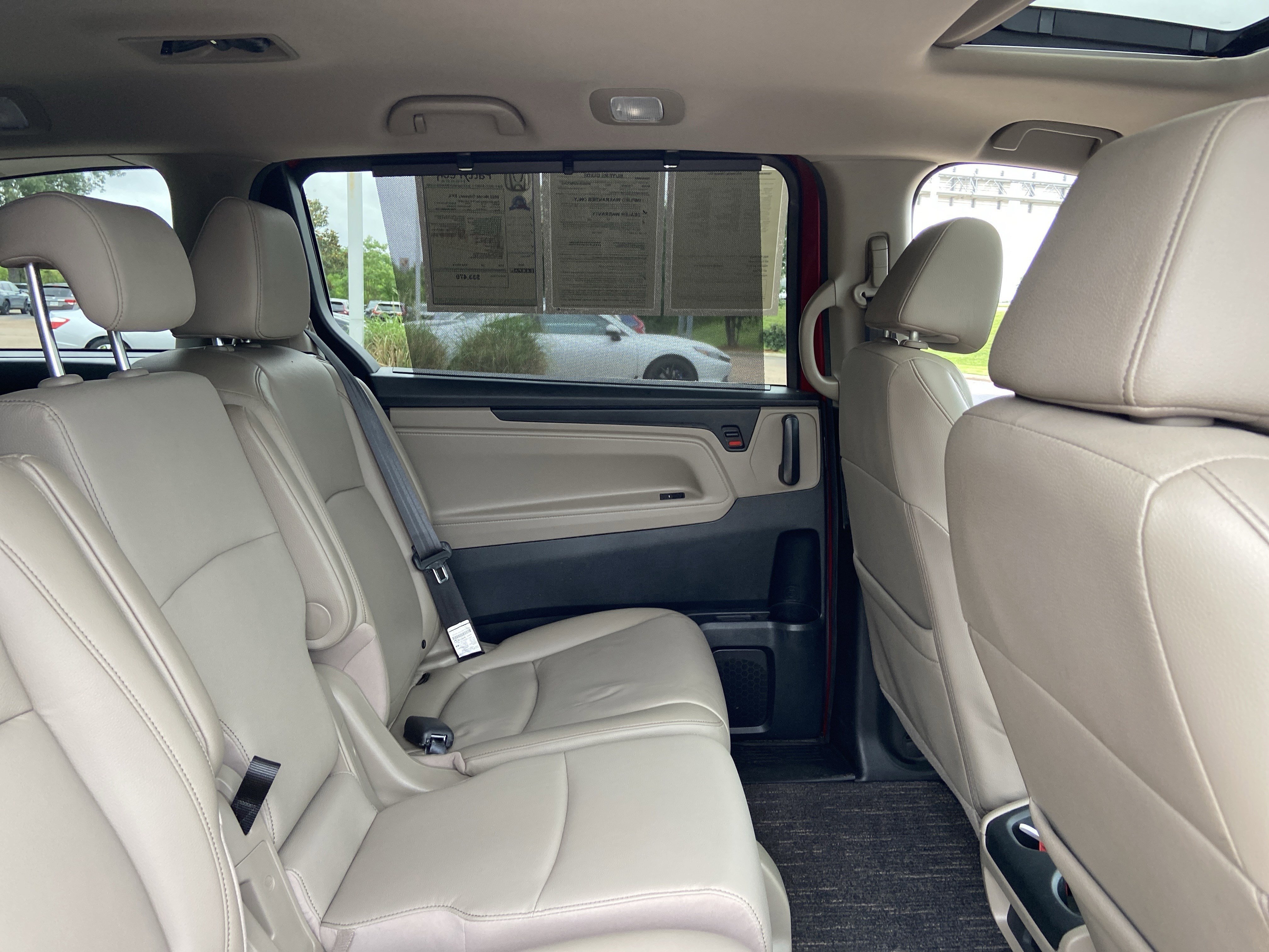 Used 2023 Radiant Red Metallic II Honda EX-L image 21