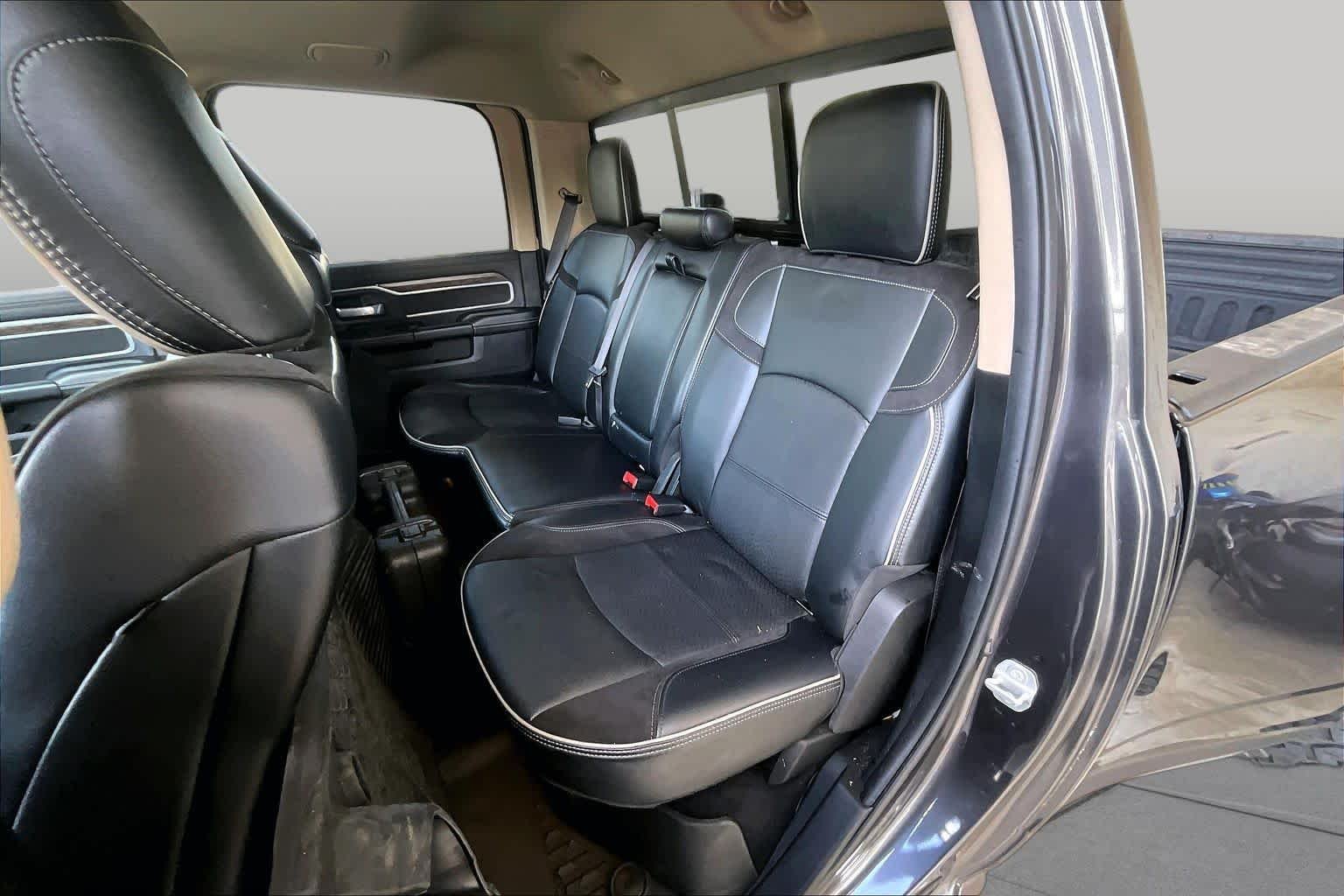 Used 2021 Granite Crystal Metallic Clearcoat Ram Laramie image 20