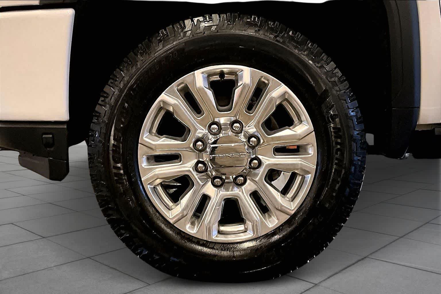 2022 GMC Sierra 3500 Denali HD Denali - Photo 19