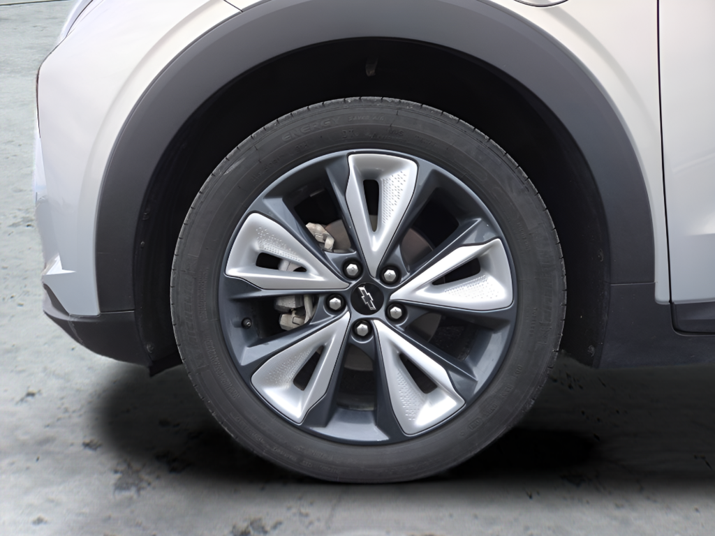 Used 2022 Silver Chevrolet LT image 24