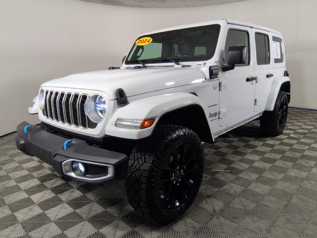 Used 2024 White Jeep Sahara 4xe image 11
