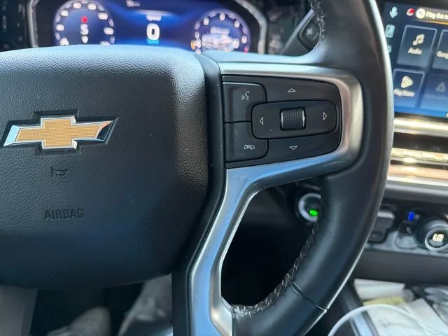 Used 2025 White Chevrolet LTZ image 14