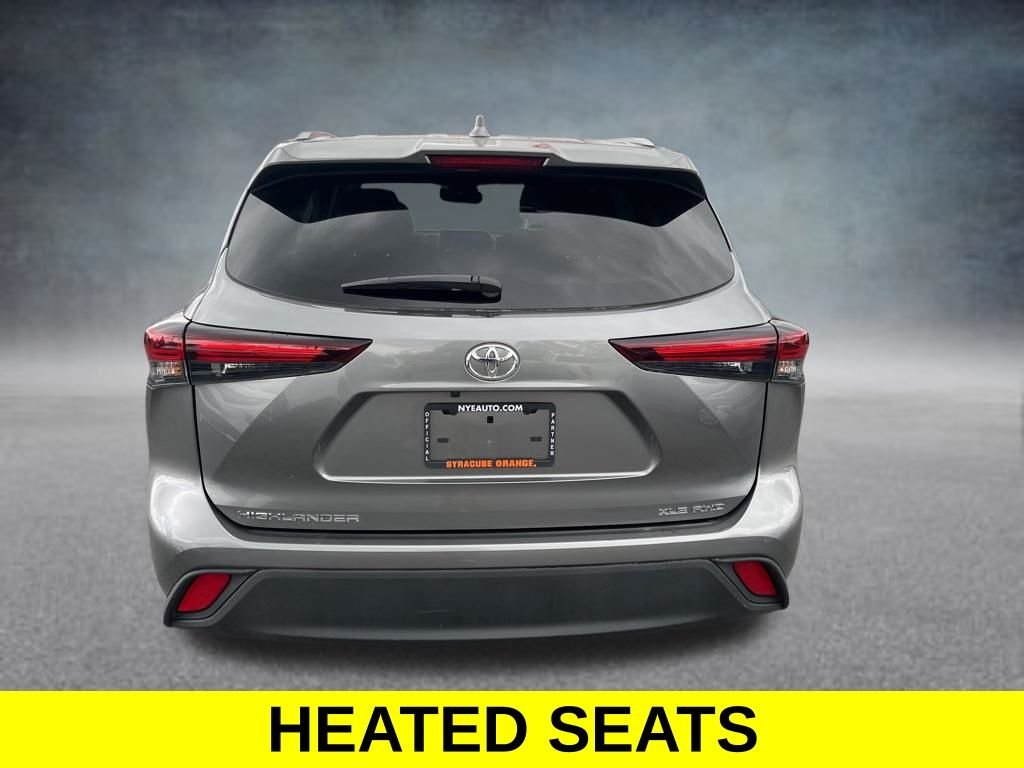 Used 2026  Toyota XLE image 4