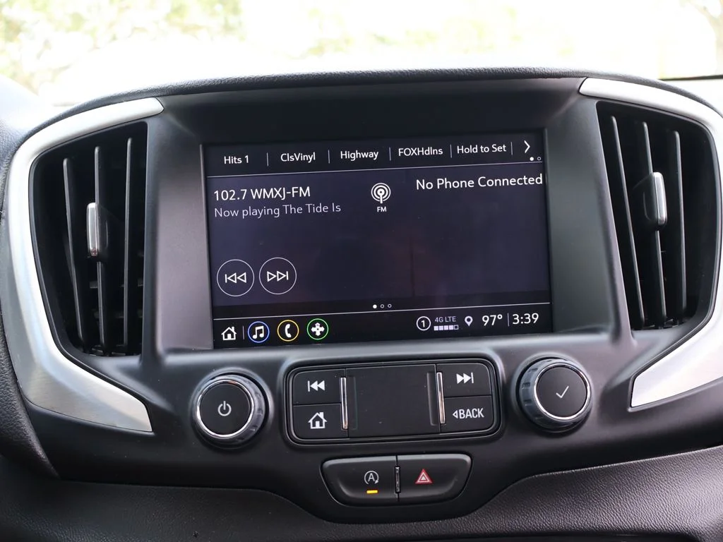 Used 2024 Black GMC SLT image 46