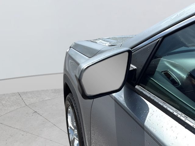 Used 2023 Silver GMC SLE image 30
