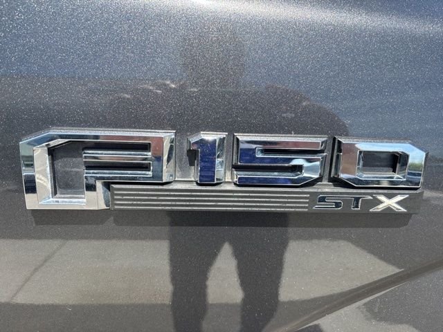Used 2019 Gray Ford XL image 22