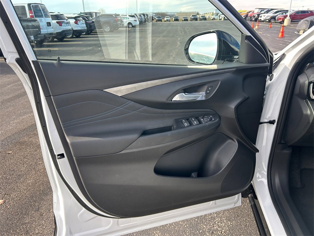 2026 BUICK ENVISTA - Image 14