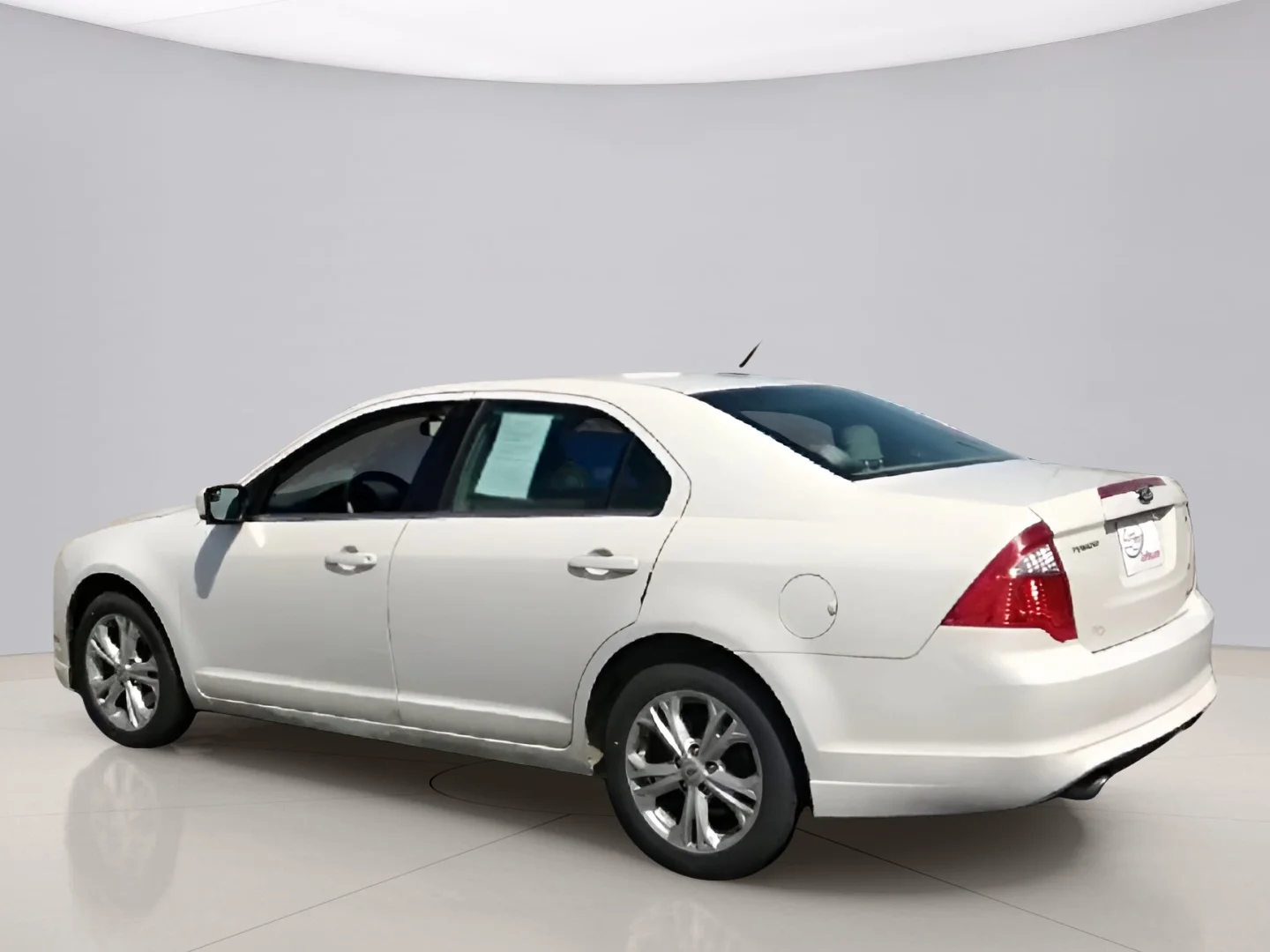 Used 2012 White Ford SE image 6