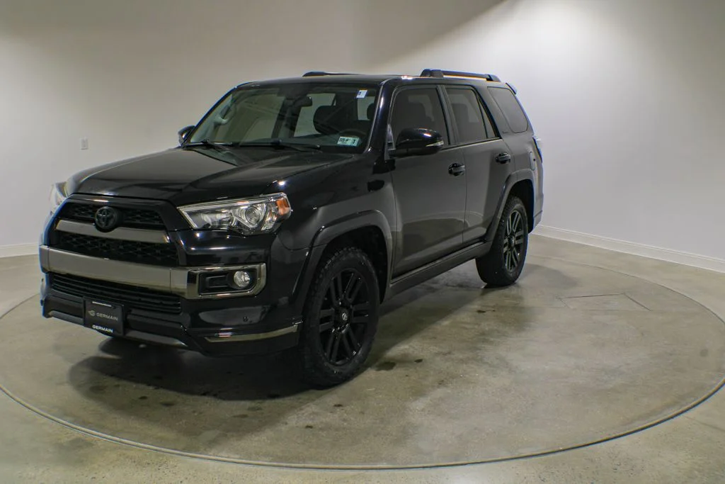2019 Toyota 4Runner Night Shade 4x4 V6's photo