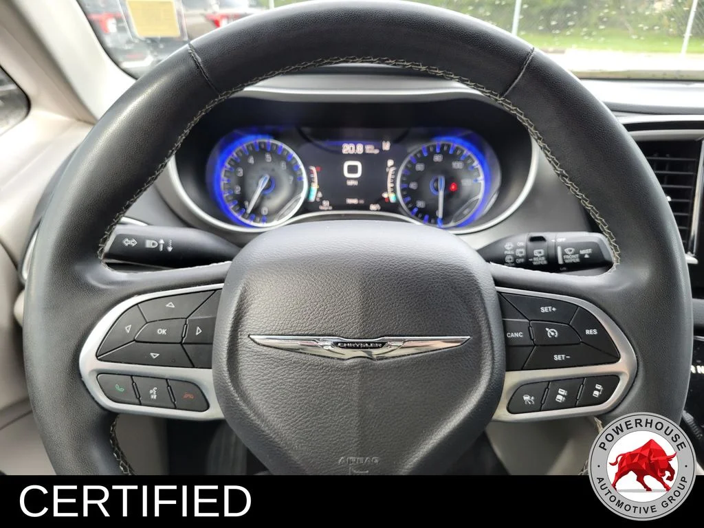 Used 2023 Blue Chrysler Touring L image 33