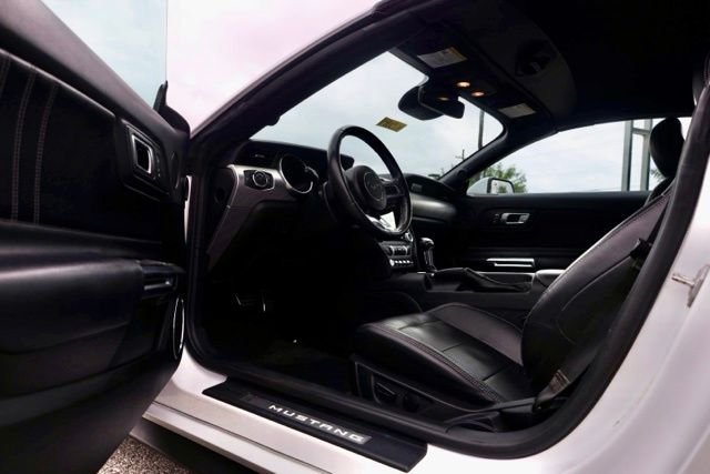 Used 2021 Oxford White Ford EcoBoost Premium image 16