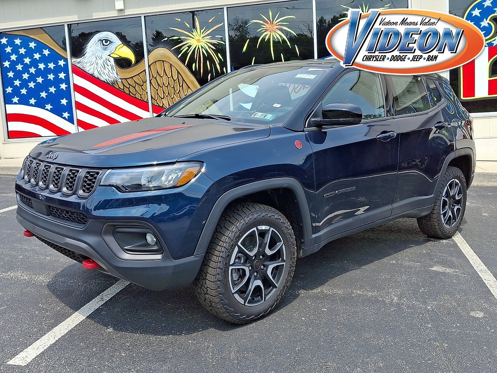 New 2026 Fathom Blue Pearl-Coat Exterior Paint Jeep Trailhawk image 1