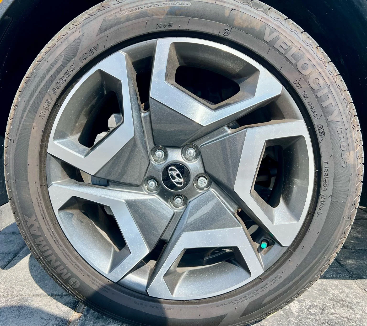 Used 2024 Silver Hyundai SEL image 23