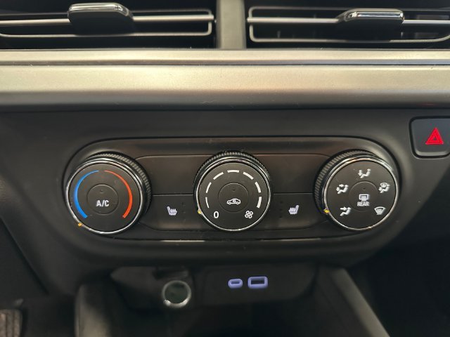 Used 2024 Red Chevrolet 1RS image 28