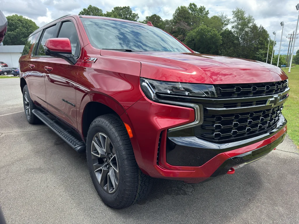 Used 2024 Radiant Red Tintcoat Chevrolet Z71 image 3