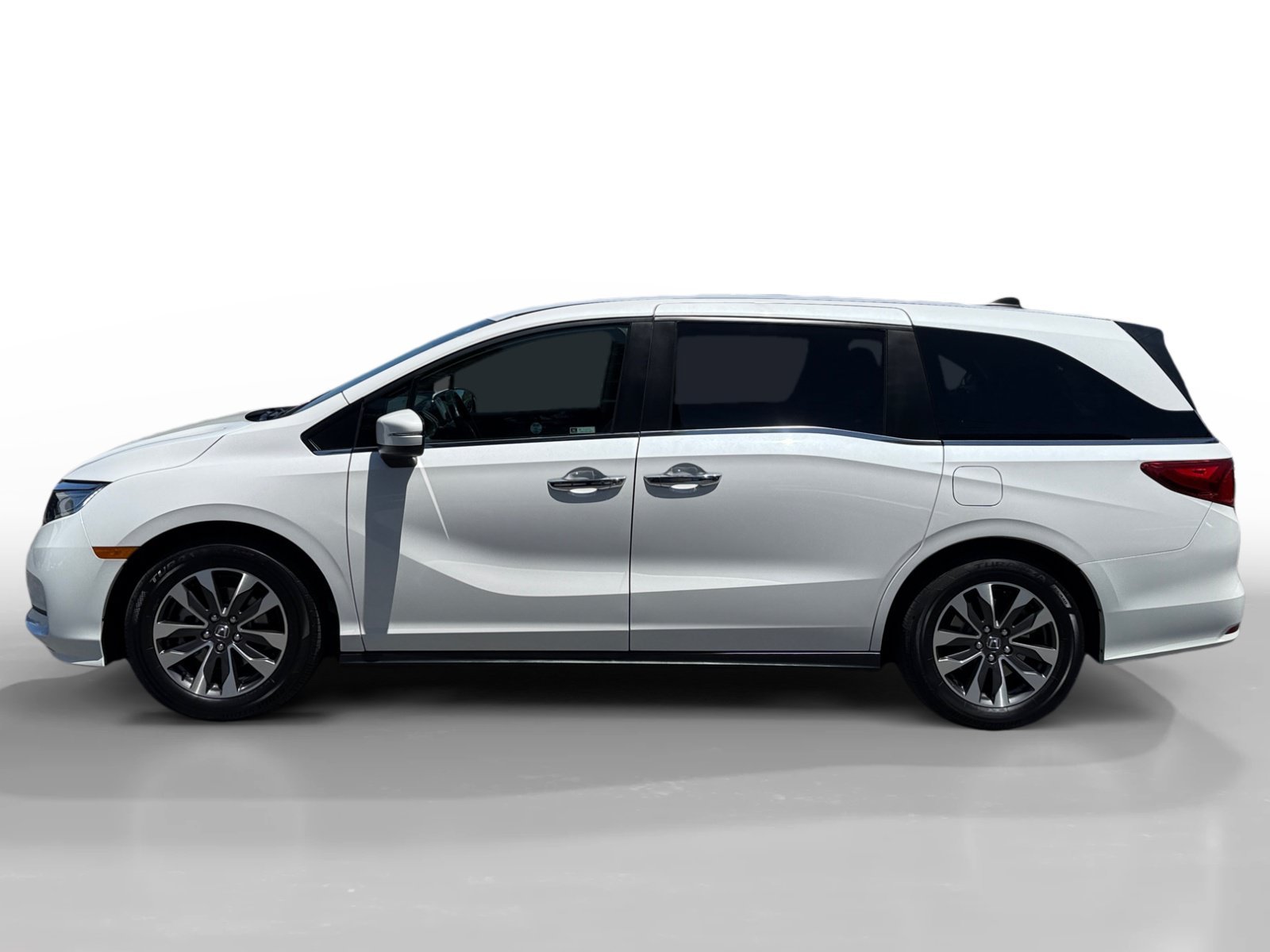 Used 2023 White Honda EX-L image 2