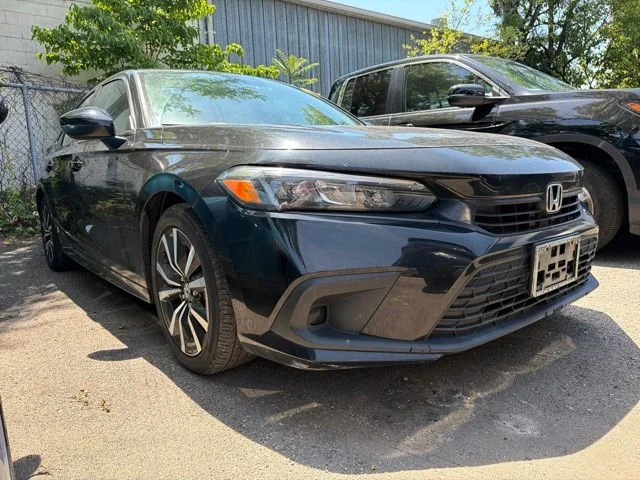 Certified Used 2024 Crystal Black Pearl Honda EX image 2