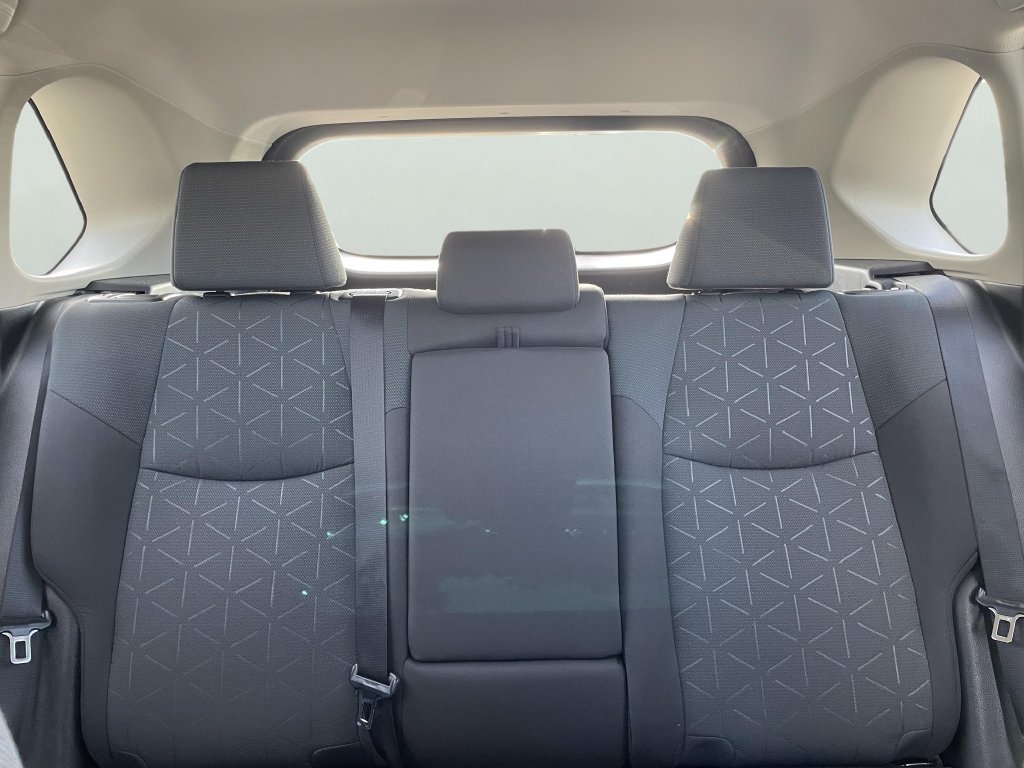 Used 2025 Midnight Black Metallic Toyota XLE image 19