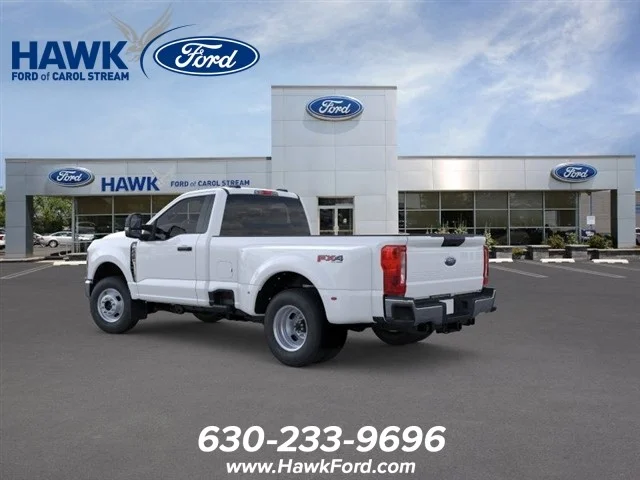 New 2026 Oxford White Ford F-350® XLT image 4