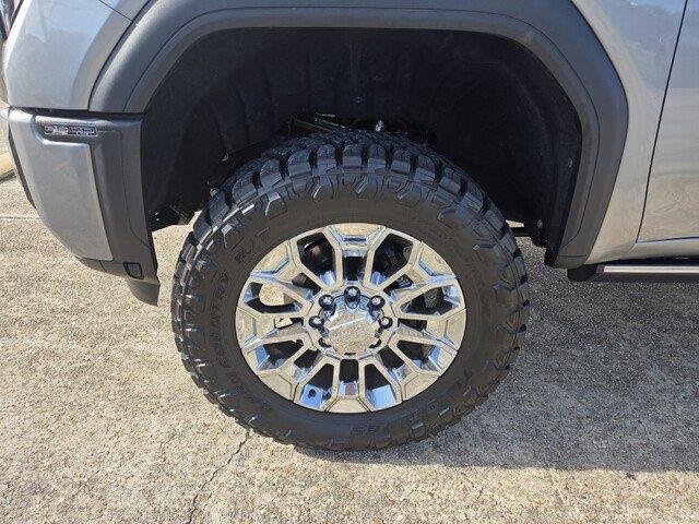 Used 2025 Sterling Metallic GMC Denali Ultimate image 11