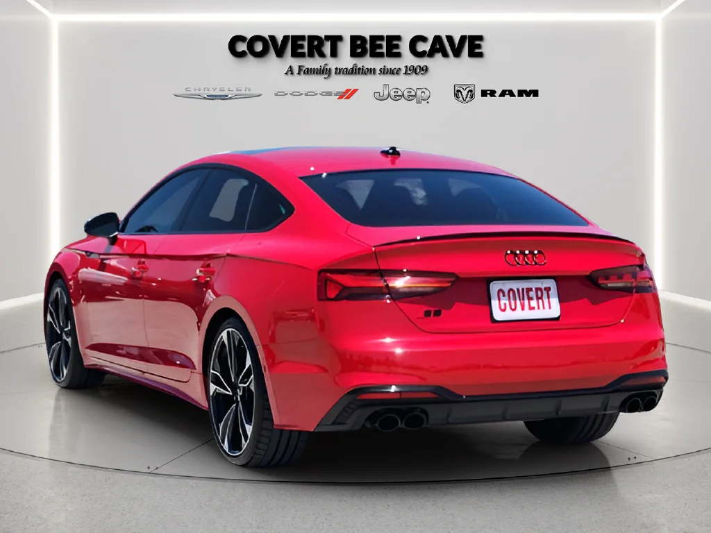 Used 2024  Audi 3.0T Prestige image 5